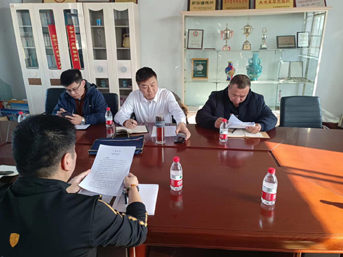 市環(huán)投公司黨委書記、董事長(zhǎng)張明軍赴罐頭食品公司調(diào)研